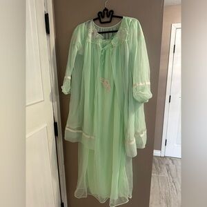 Vintage 50s/60s Mint Green Women's Pajama Set